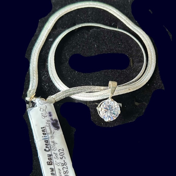 8 carat CUBIC ZIRCONIA NECKLACE, ITALIAN STERLING SILVER FLAT CHAIN 17 INCHES - Picture 4 of 4